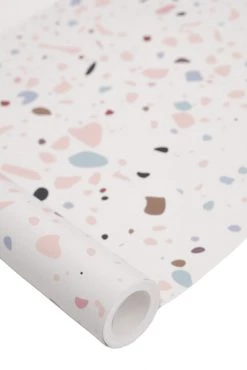 RNT By Really Nice Things Papiers Peints Papier Peint Sur Fond Blanc Avec Imprimés Multicouleur. -Papiers peints Soldes papier peint sur fond blanc avec imprimes multicouleur 2